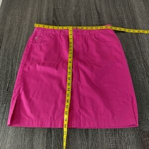 Tommy Hilfiger hot Pink cargo skirt. Woman's Size 10. EUC 5 pocket